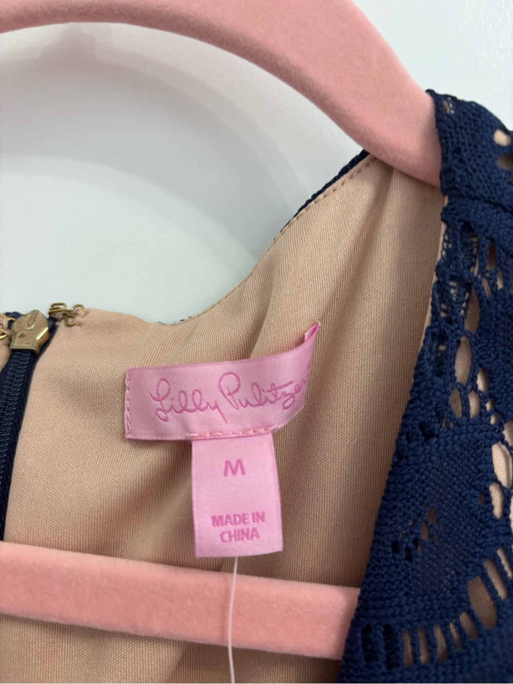 Lilly Pulitzer Tiki Wrap Romper size medium Navy Blue Lace - Picture 3 of 6